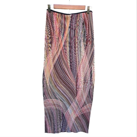 🌈 Tempo Paris Y2K 90s Abstract Striped Knit Maxi Skirt Red Black M - Picture 2 of 7